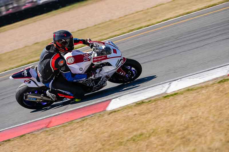 donington no limits trackday;donington park photographs;donington trackday photographs;no limits trackdays;peter wileman photography;trackday digital images;trackday photos